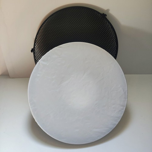 Beauty Dish 42cm Bowens Mount with Grid and Diffuser