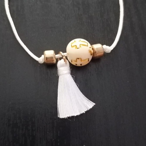 Handmade bracelet, Pearl with Cross design, Adjustable size, New