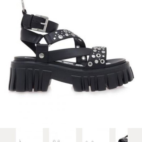 Buffalo sandals like new, size 39, black