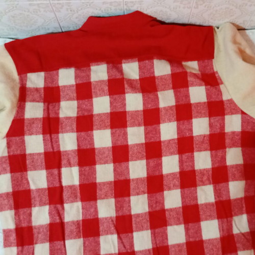 Vintage Italian Verte Valle shirt 90's medium new, beige and red