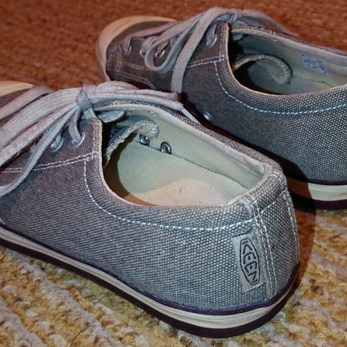Keen sports sneakers like new, size 39-39.5
