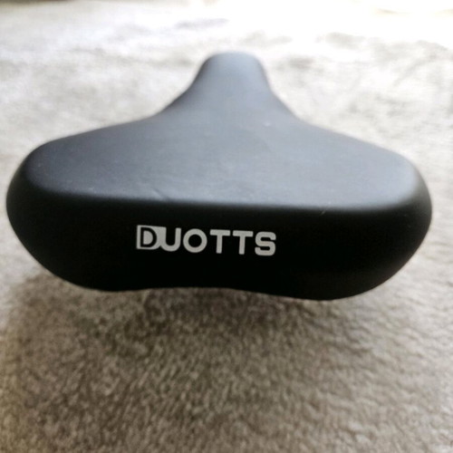 Duotts bicycle saddle new, unused