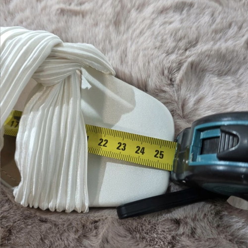 Sandals new, white and beige, size 38, platform style