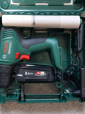 Bosch EasyDrill 18V-38 Cordless Drill Like New with Carry Case
