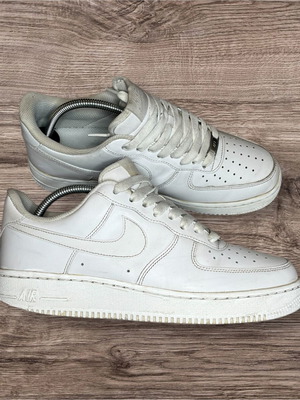 Nike Air Force 1 sneakers like new, size 42, white