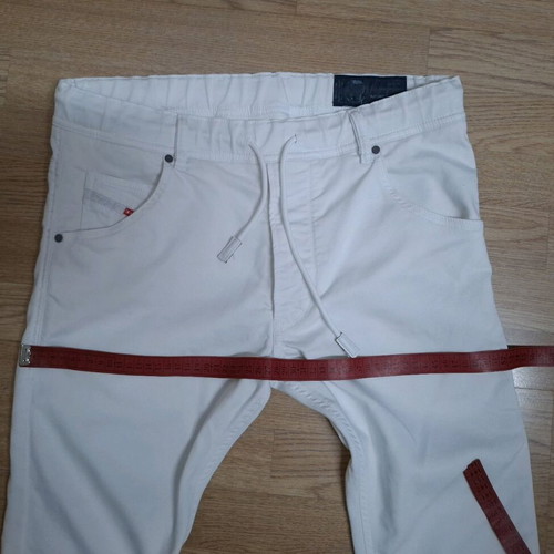 Diesel Krooley R-NE Stretch Jogg Jeans white like new, size 30