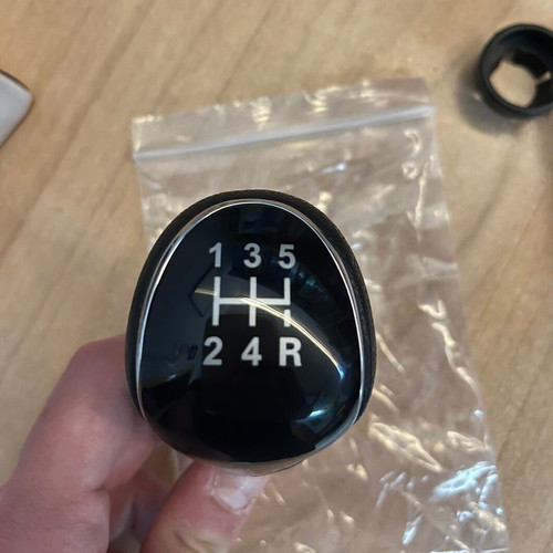 Gear shift knob for Ford new