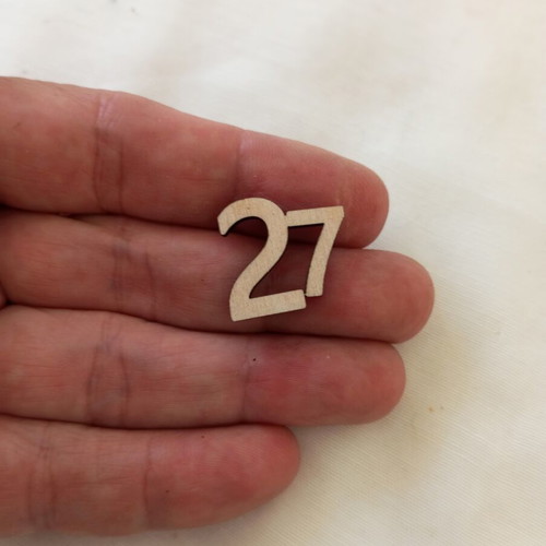 Wooden laser-cut number 27 elements, set of 10