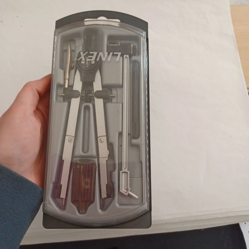 Linex precision compass set like new with screw