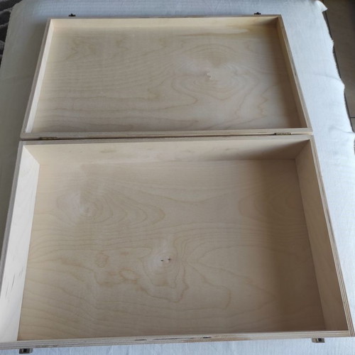 Wooden gift wine box large used