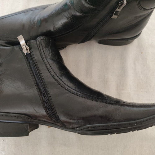 Box Shoes Mens Black Leather Chelsea Boots Size 43 Like New
