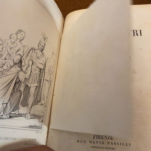 Plutarco Le vite degli uomini illustri 4 τόμοι μεταχειρισμένοι με δερματόδετη βιβλιοδεσία εποχής