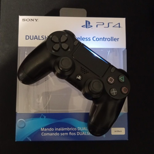 Sony DualShock 4 PS4 Jet Black wireless controller with box and manual