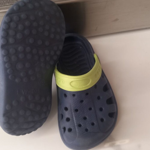 Children's sandals used, size 22