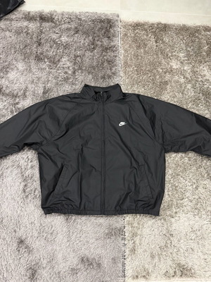 Nike windbreaker jacket like new, black, XXL