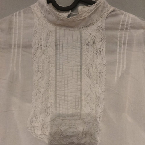 Zara dress like new, white mini with lace, size M