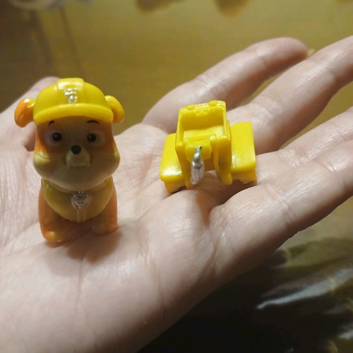 7 Mini Paw Patrol Figures Like New with Vehicles