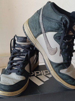 Nike Dunk High sneakers size 43 used, multicolor