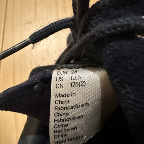 H&M boots used, kids size 28, dark blue with zipper