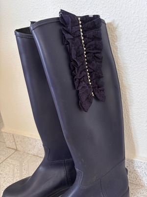Women's tall rain boots with lace and rhinestones size 38 like new, blue