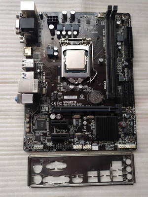 Gigabyte H110M-S2H motherboard with Intel i5 6500 and IO shield