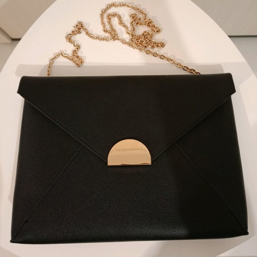 Black bag with gold chain like new