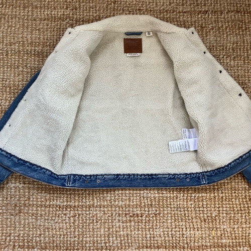 Levi’s Jean jacket with inner lining new, size M, blue
