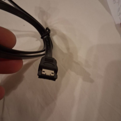 HDD SATA III 7PIN cable like new