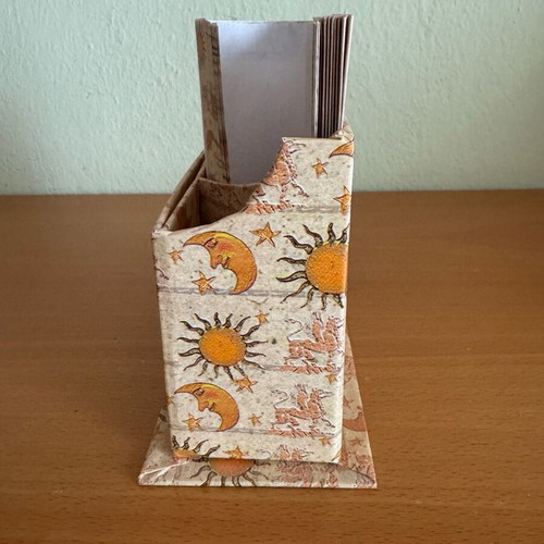 Letter writing set new, 7 envelopes and 16 sheets