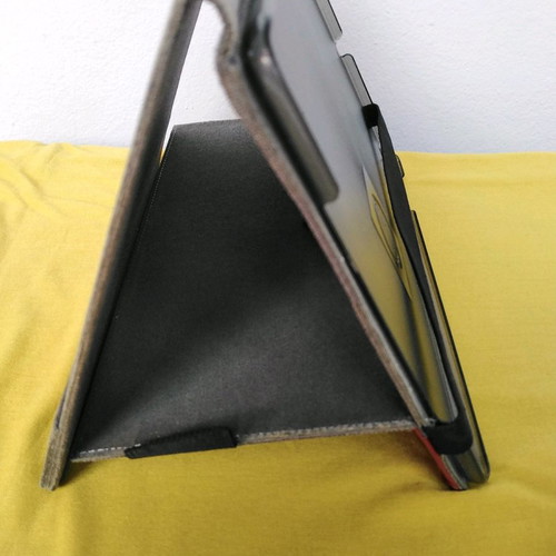 Laut iPad 9.7" case used with box