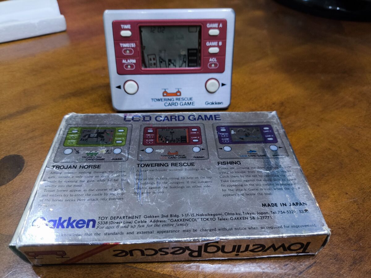 Gakken Towering Rescue LCD Card Game used - € 130,00 - Vendora.cy