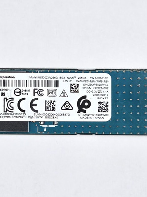 KIOXIA 256GB NVMe SSD M.2 2280 PCIe Gen3 σαν καινούργιο