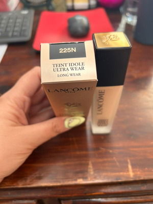 Lancome Teint Idole 225N καινούργιο