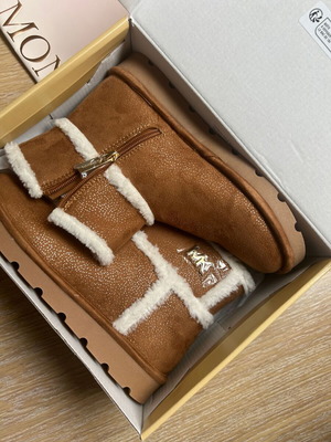 Michael Kors winter boots size 37, beige