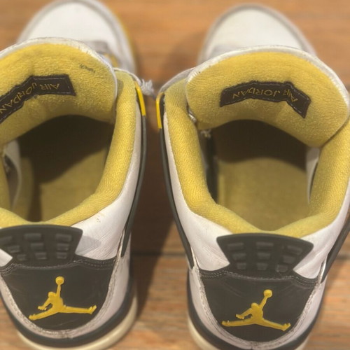JORDAN 4