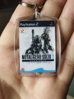 Metal Gear Solid 2 Substance PlayStation 2 Acrylic Keychain new