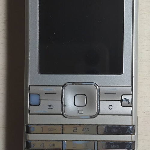 Sony Ericsson K770i μεταχειρισμένο με φορτιστή