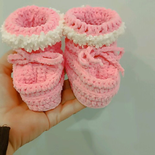 Baby booties new for 0-3 months