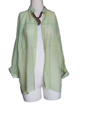 Oversize airy shirt in pistachio color XL like new