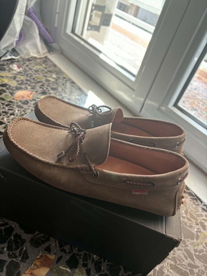 Kricket men's suede leather moccasins size 42 like new, tobacco