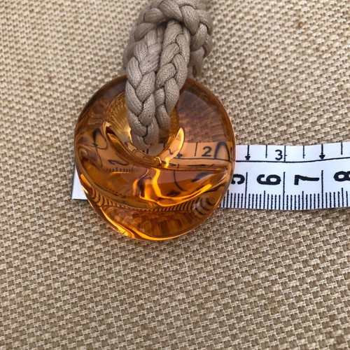 Baccarat crystal pendant like new, amber color