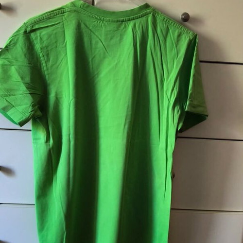 Nike Swoosh T-shirt Large lime green like new