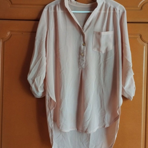 Asymmetric shirt like new, pink with gold buttons and pocket