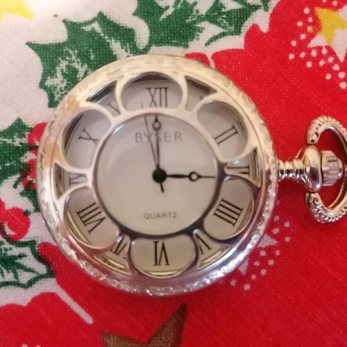 Collection of 50 pocket watches new