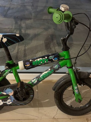 Rocky Clermont 12" children's bike like new