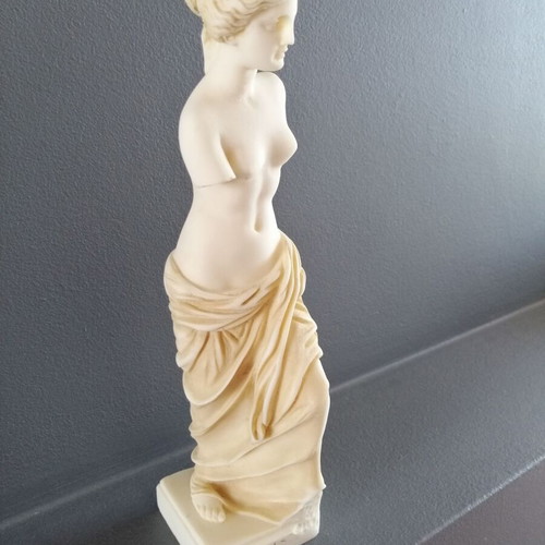 Aphrodite statue alabaster used, height 24 cm
