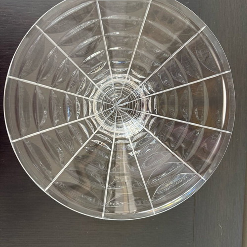 Crystal fruit bowl like new with geometric embossed design