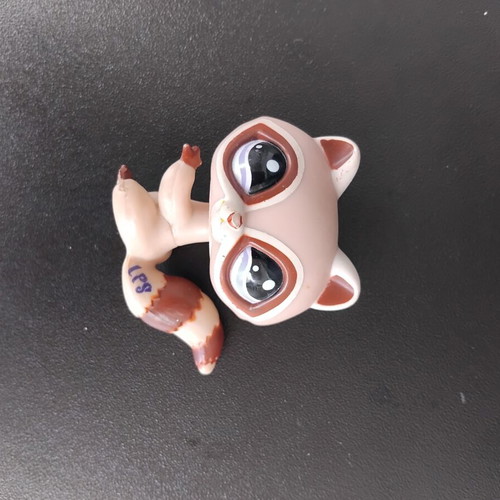 Littlest Pet Shop Hasbro figure collection like new, 70+ pieces
