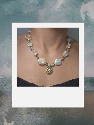 Queen of the Sea Summer Necklace new, white and gold with eye