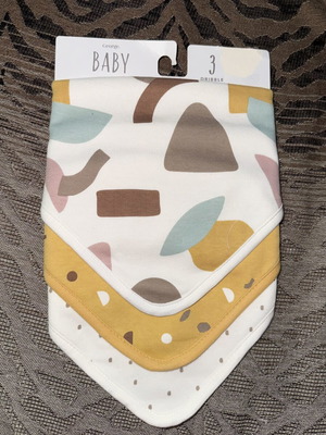 George Baby Dribble Bibs Set of 3 new with tags